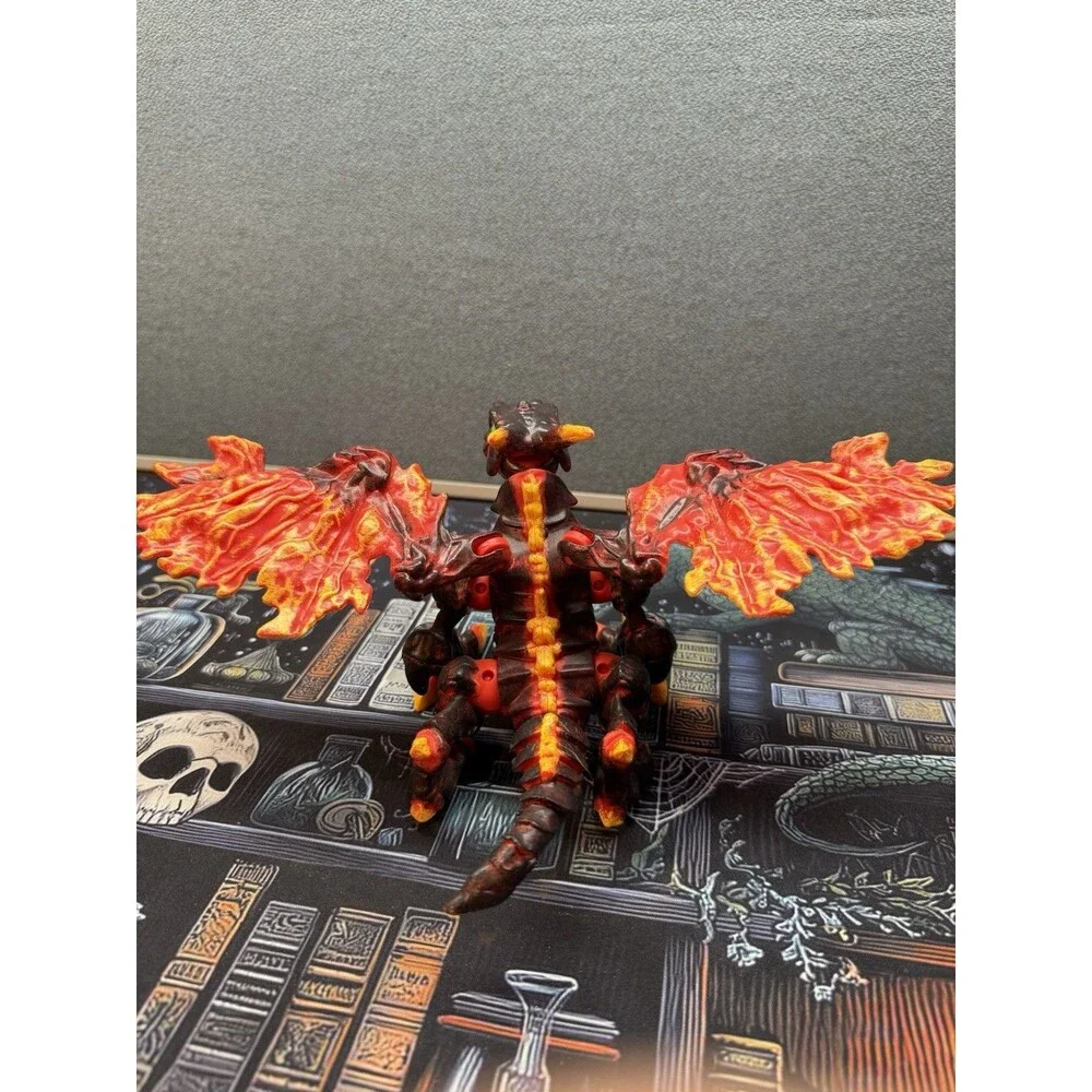 Mega Bloks- Fire & Ice Dragons # 9892 Smoke Dragon Lava Wings Firestorm Retired